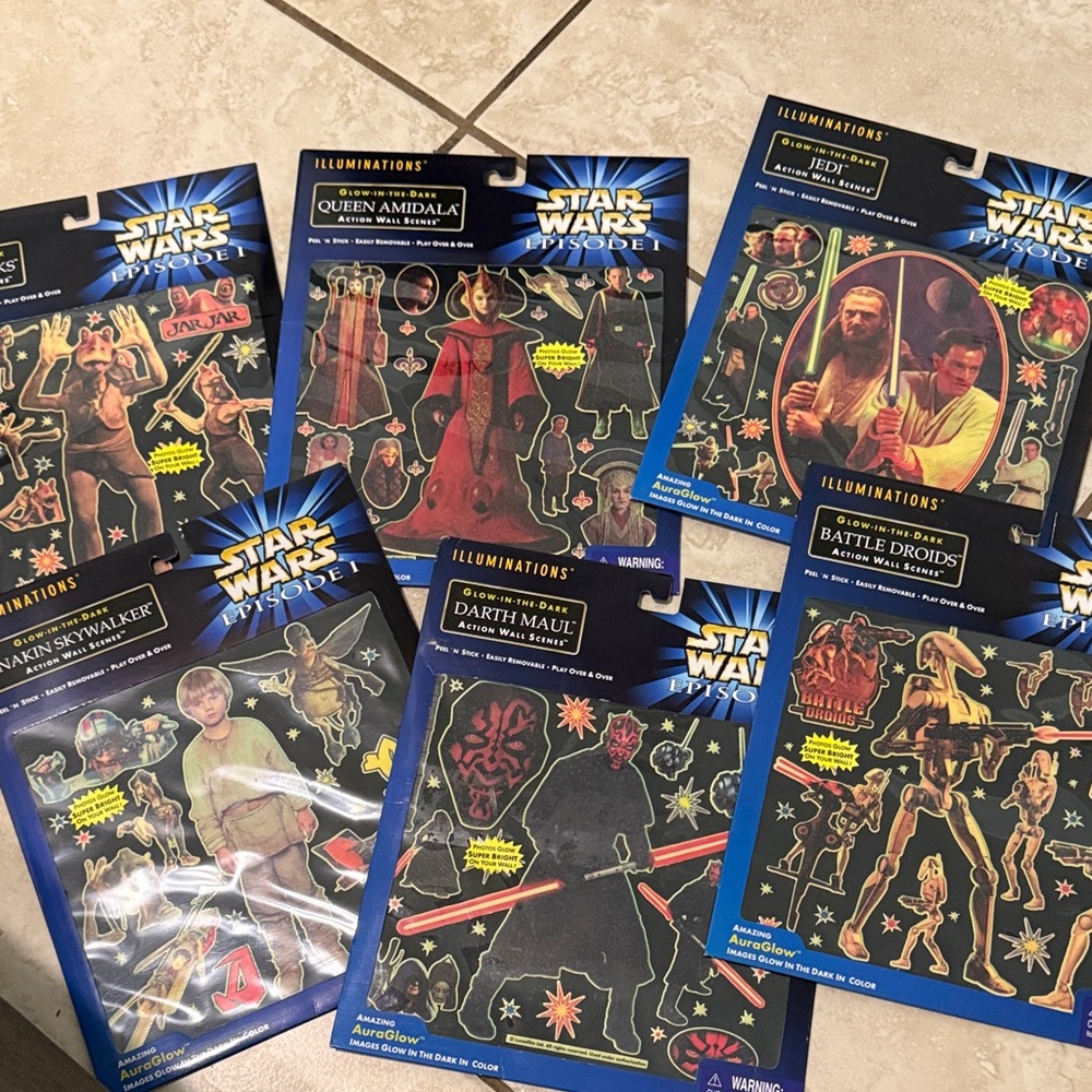 Vintage Star Wars illuminations action wall scene